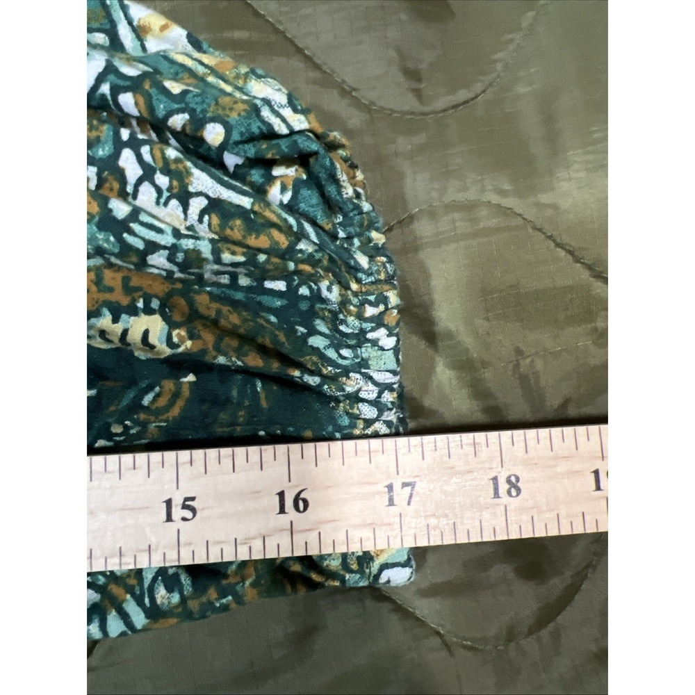 City Chic Paisley Boho Blouse Women's 1X Viscose India Loop Button V‑Neck Top - Picture 13 of 14